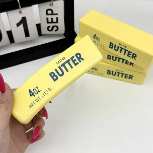 Máslový squišík (Butter)